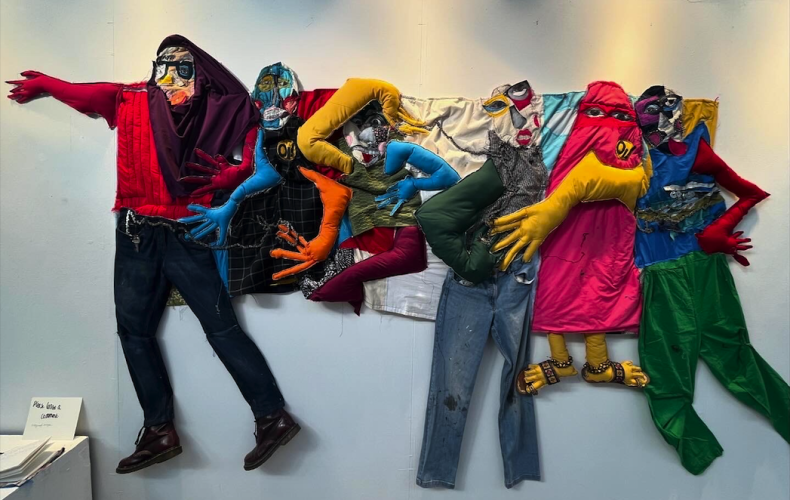 Women In Constant Movement